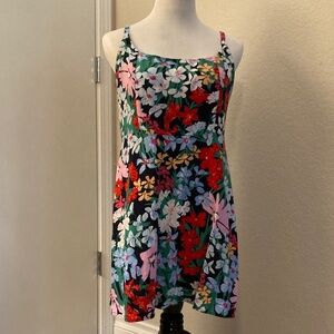 Old Navy Floral Multicolor Dress with Pockets NWOT